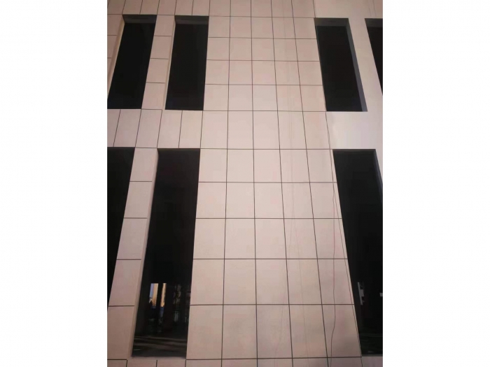 南陽中關村創(chuàng)業(yè)園區(qū)一萬方水包沙施工案例